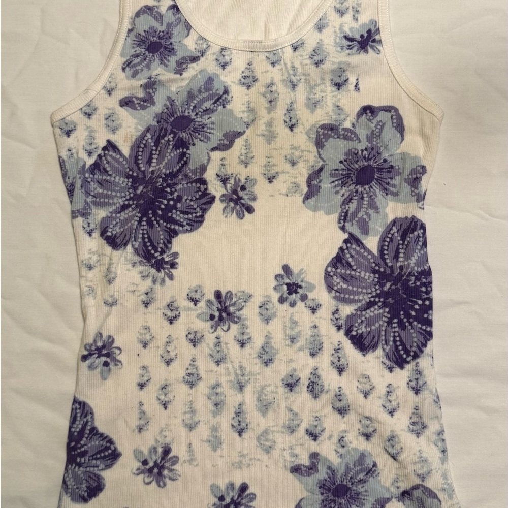Elegant Floral Women's Tank Top in Purple and Cream
